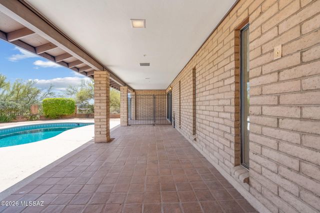 5775 N 1st Avenue, Tucson, AZ 85718