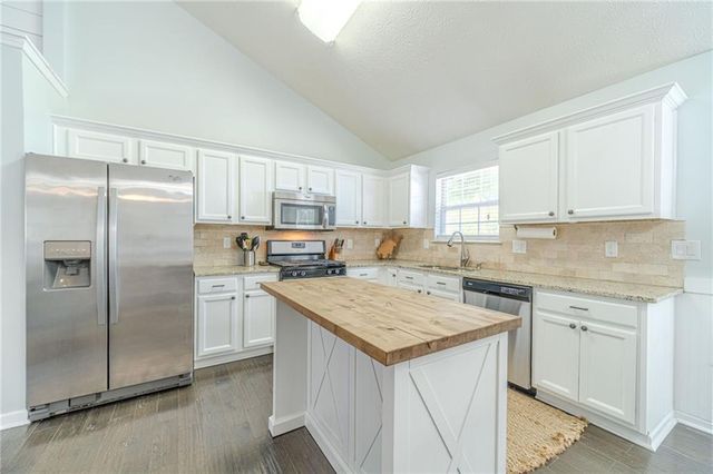 1365 Heatherton Road, Dacula, GA 30019