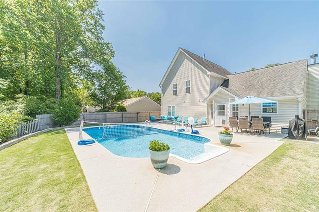 1365 Heatherton Road, Dacula, GA 30019