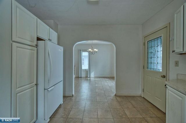 411 9th Street NW, Chisholm, MN 55719