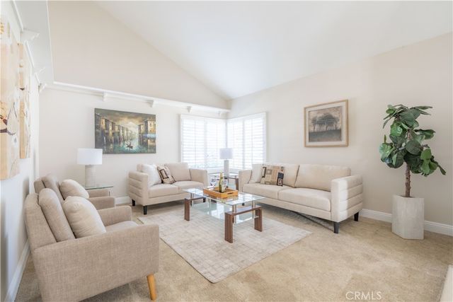 9 Delamesa W, Irvine, CA 92620