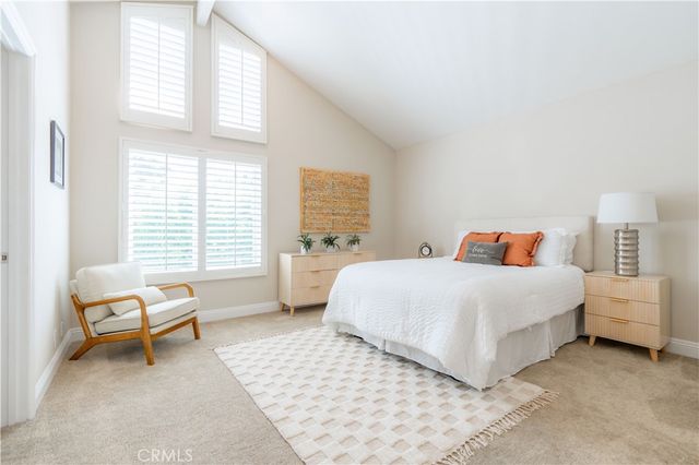 9 Delamesa W, Irvine, CA 92620