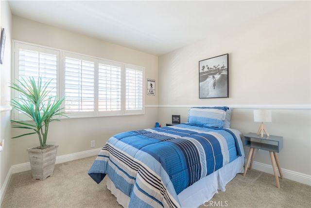 9 Delamesa W, Irvine, CA 92620