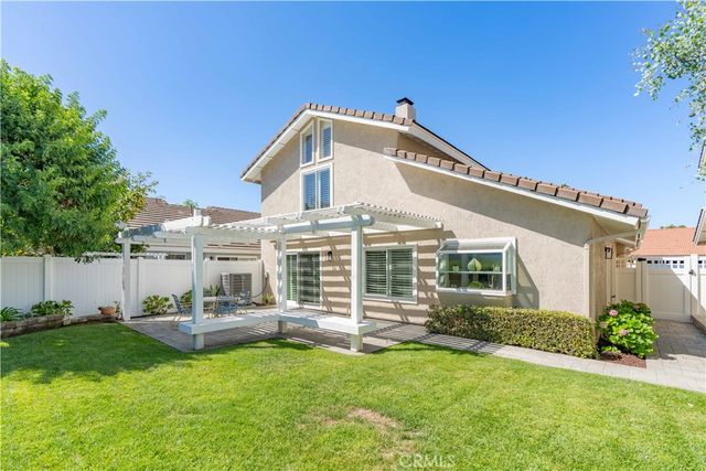 9 Delamesa W, Irvine, CA 92620