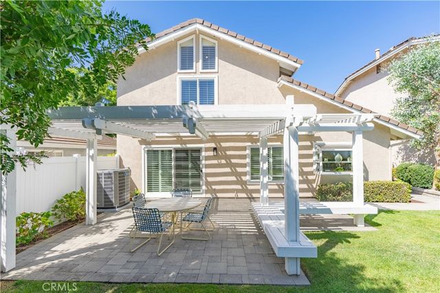 9 Delamesa W, Irvine, CA 92620