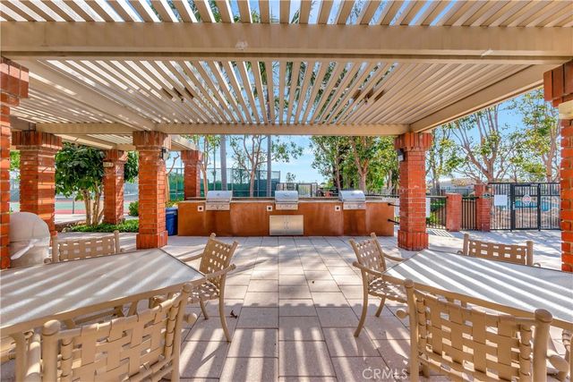 9 Delamesa W, Irvine, CA 92620