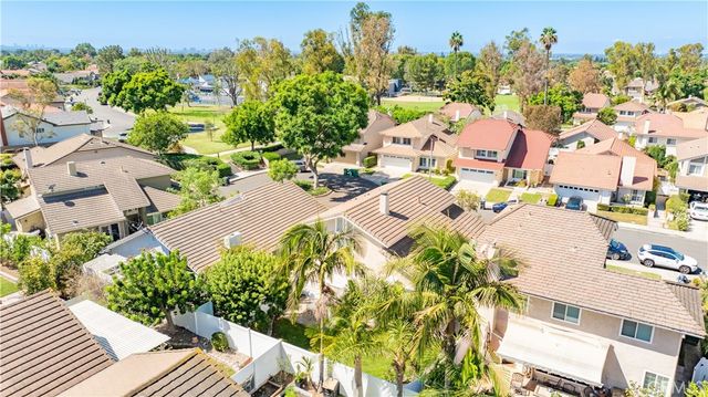 9 Delamesa W, Irvine, CA 92620