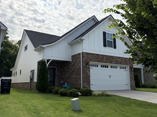 2107 Barringer Ln, Murfreesboro, TN 37128
