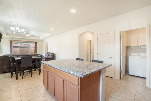 4302 Golden Eagle Court NE, Rio Rancho, NM 87144