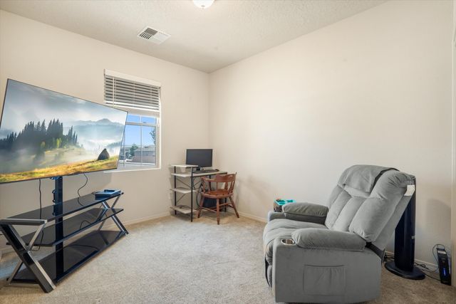4302 Golden Eagle Court NE, Rio Rancho, NM 87144