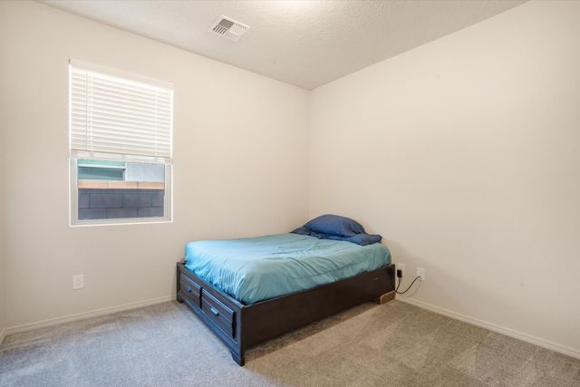 4302 Golden Eagle Court NE, Rio Rancho, NM 87144