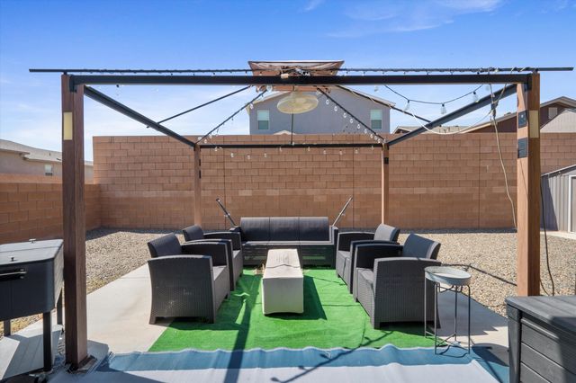 4302 Golden Eagle Court NE, Rio Rancho, NM 87144