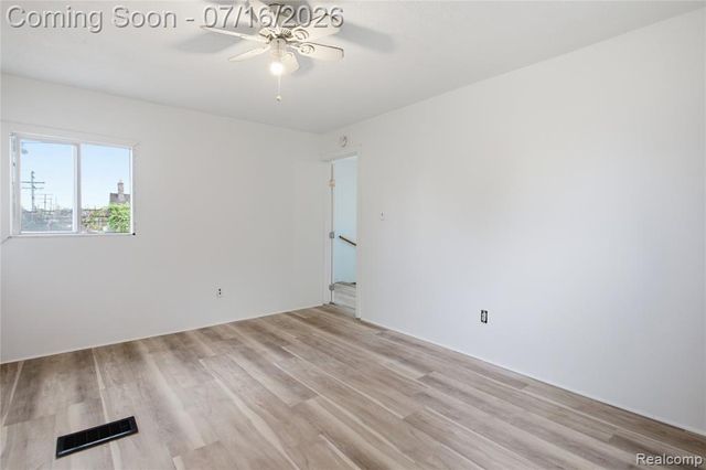 147 Charles Street, River Rouge, MI 48218