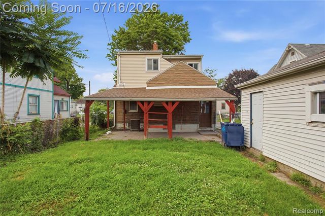 147 Charles Street, River Rouge, MI 48218