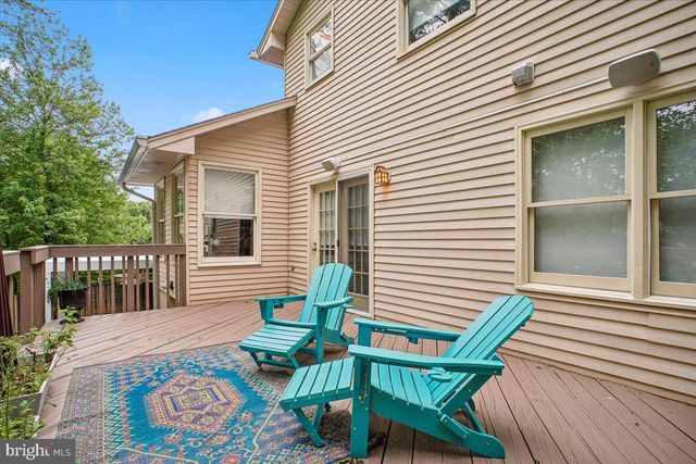 10033 GLENCROFT CT, Vienna, VA 22181