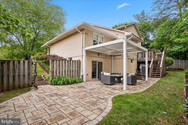 10033 GLENCROFT CT, Vienna, VA 22181