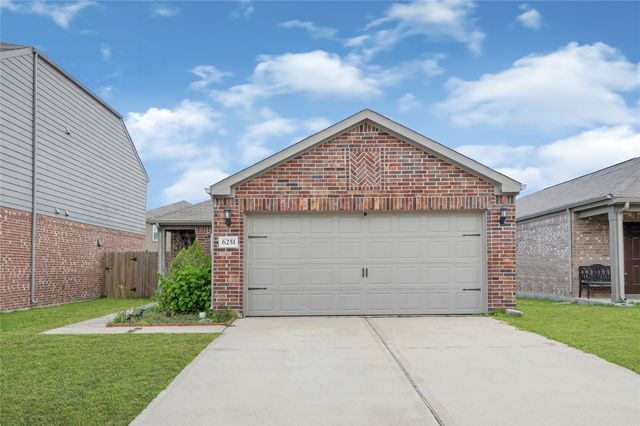 6251 El Cobre Drive, Houston, TX 77048