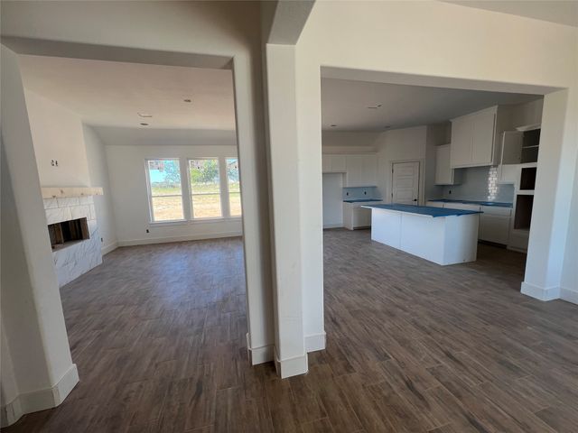 109 Cattleman Drive, Poolville, TX 76487