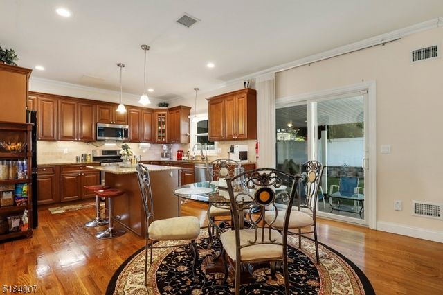 157 Woodridge St, Wood-ridge Boro, NJ 07075