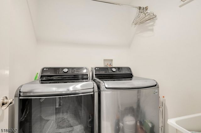 157 Woodridge St, Wood-ridge Boro, NJ 07075