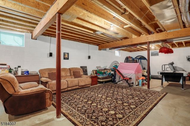 157 Woodridge St, Wood-ridge Boro, NJ 07075