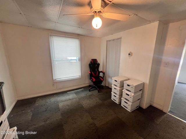 208 E Wampum Ave, Louisville, KY 40209