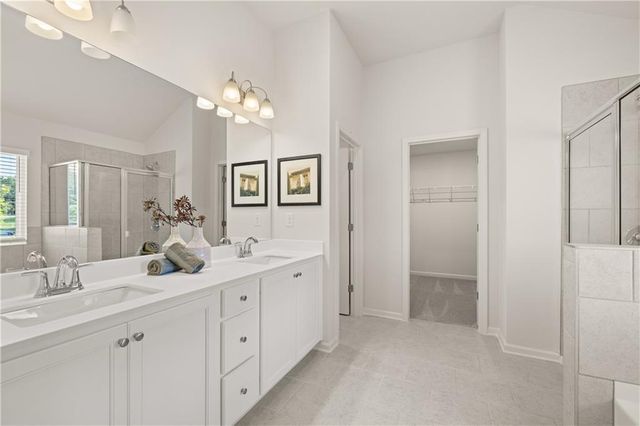 1796 Kingsmere Run Dr, Loganville, GA 30052