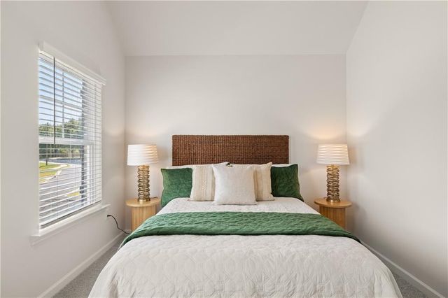 1796 Kingsmere Run Dr, Loganville, GA 30052