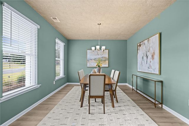 1796 Kingsmere Run Dr, Loganville, GA 30052