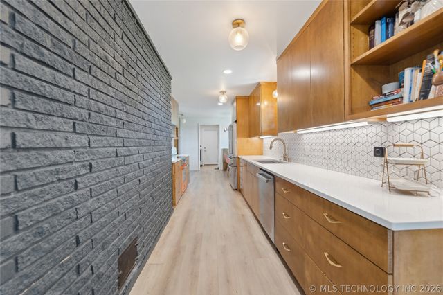 7207 E 166th Street N, Collinsville, OK 74021