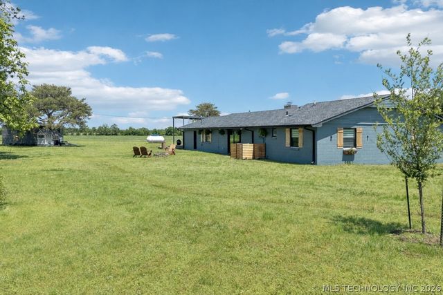 7207 E 166th Street N, Collinsville, OK 74021