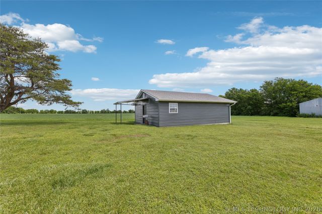 7207 E 166th Street N, Collinsville, OK 74021