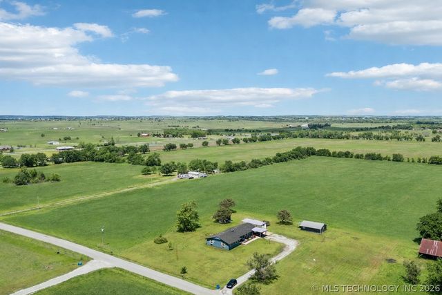 7207 E 166th Street N, Collinsville, OK 74021