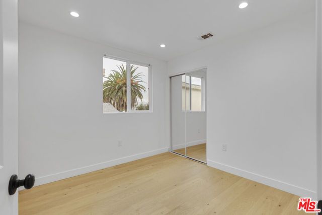8637 Orchard Avenue, Los Angeles, CA 90044