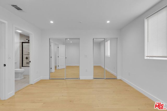 8637 Orchard Avenue, Los Angeles, CA 90044