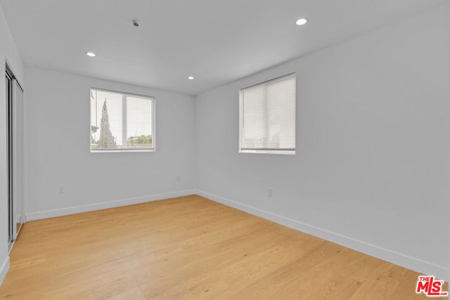 8637 Orchard Avenue, Los Angeles, CA 90044
