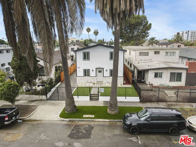 8637 Orchard Avenue, Los Angeles, CA 90044