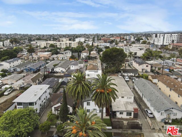 8637 Orchard Avenue, Los Angeles, CA 90044