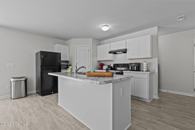821 Conductor Court, Vass, NC 28394