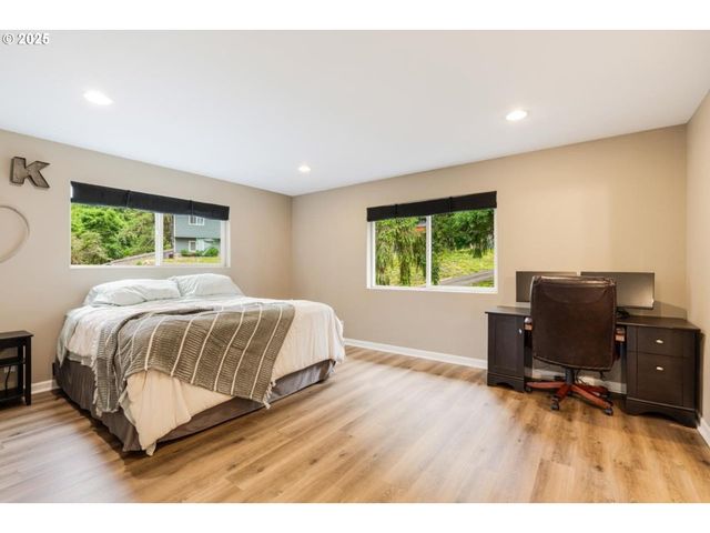 30062 MAPLE Dr, Rainier, OR 97048