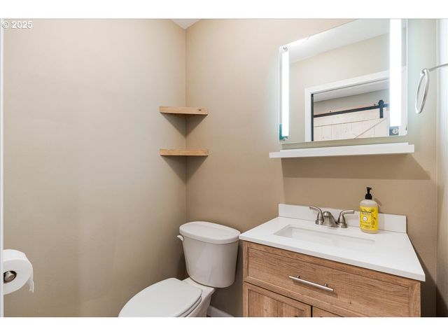 30062 MAPLE Dr, Rainier, OR 97048