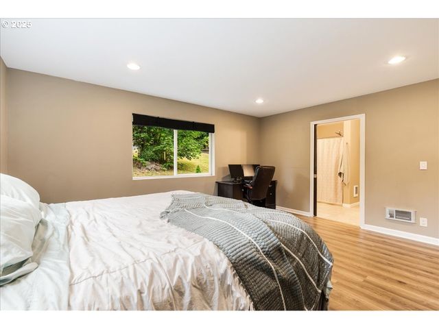 30062 MAPLE Dr, Rainier, OR 97048