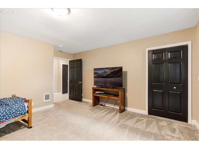 30062 MAPLE Dr, Rainier, OR 97048