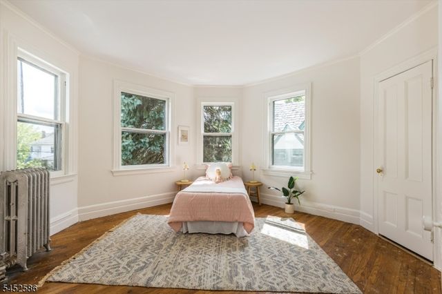 39 Oberlin St, Maplewood Twp., NJ 07040