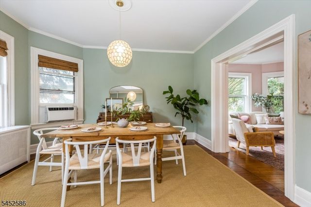 39 Oberlin St, Maplewood Twp., NJ 07040