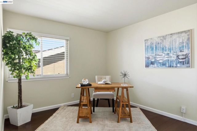 330 Tampa Ct, Foster City, CA 94404