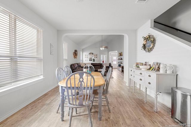 13511 Pickett, San Antonio, TX 78254