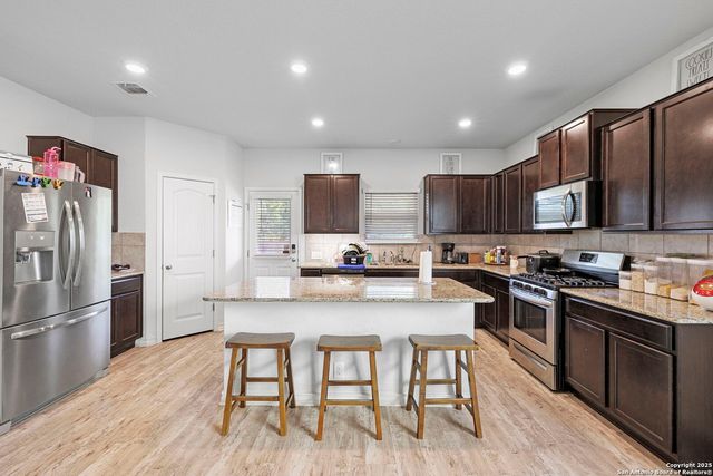 13511 Pickett, San Antonio, TX 78254