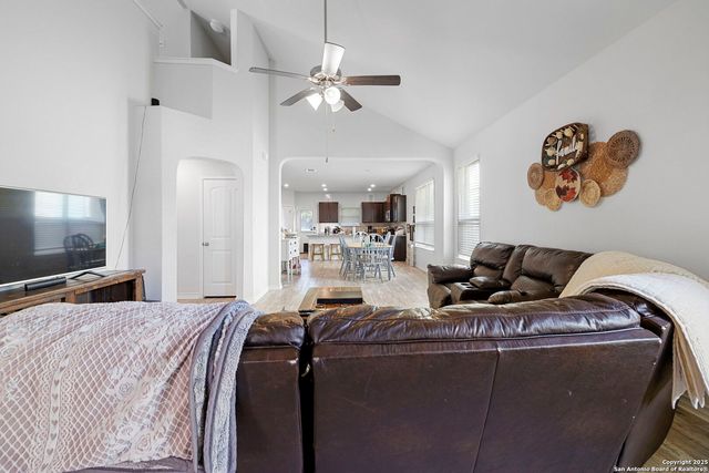 13511 Pickett, San Antonio, TX 78254
