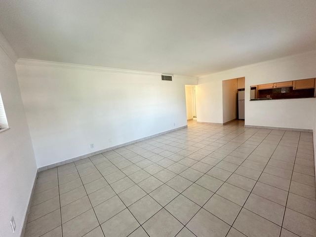 817 Lighthouse Drive C, North Palm Beach, FL 33408
